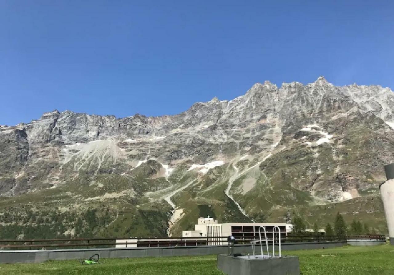 Cervinia Ski In Ski Out - Studio On The Slopes Breuil-Cervinia Exterior photo