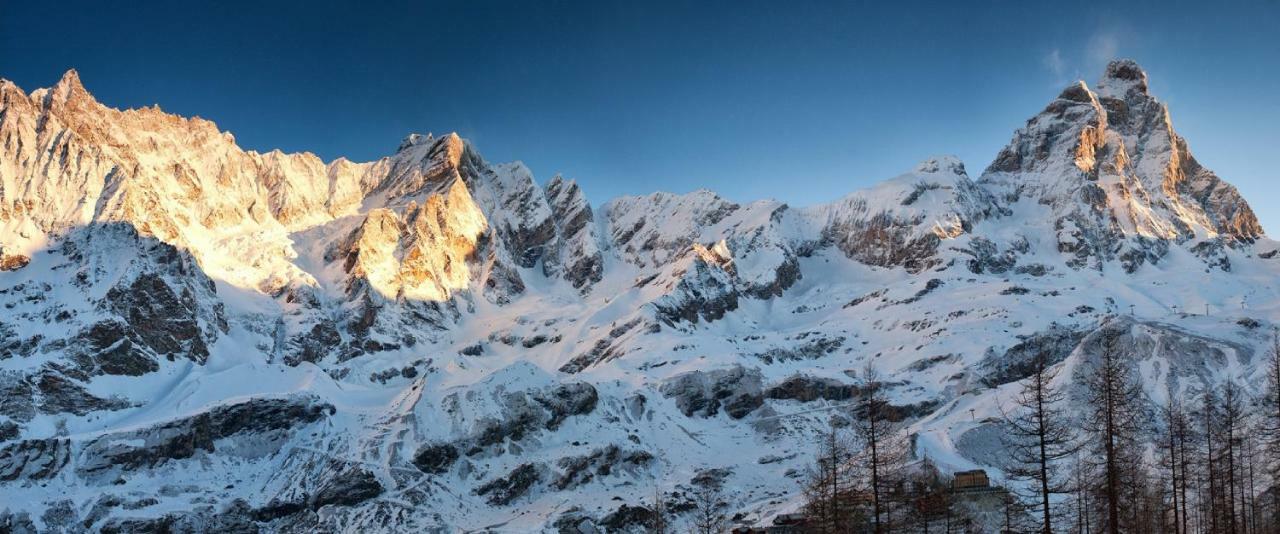 Cervinia Ski In Ski Out - Studio On The Slopes Breuil-Cervinia Exterior photo